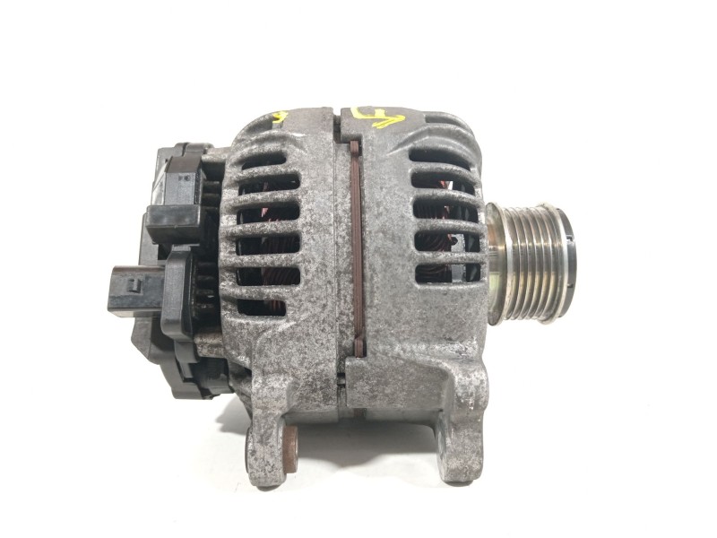 Recambio de alternador para seat leon (1m1) 1.9 tdi referencia OEM IAM 028903028E  0124515010