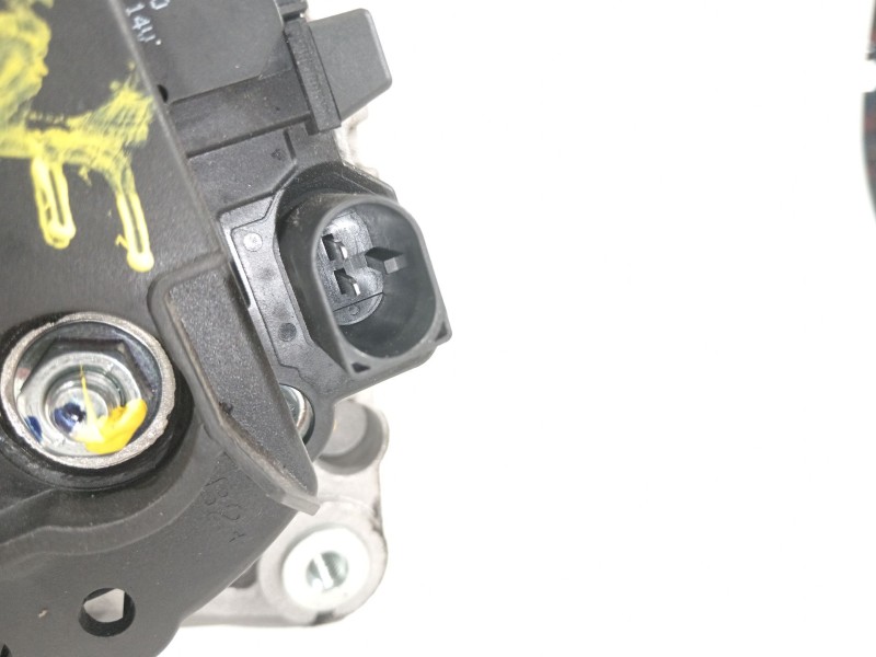 Recambio de alternador para seat leon (1p1) 2.0 tdi referencia OEM IAM 0986045340 06F903023F 0986XL8993
