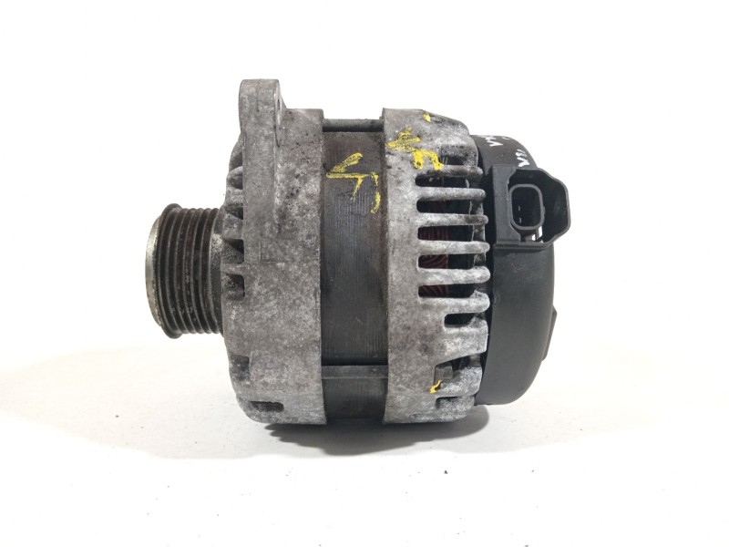 Recambio de alternador para opel astra j sports tourer selective referencia OEM IAM 13579675  