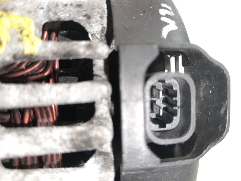 Recambio de alternador para opel astra j sports tourer selective referencia OEM IAM 13579675  