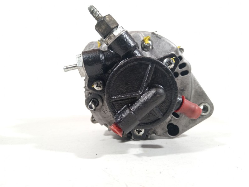 Recambio de alternador para opel combo furgoneta/monovolumen 1.7 dti 16v referencia OEM IAM 95520883 59212651 8EL011711151