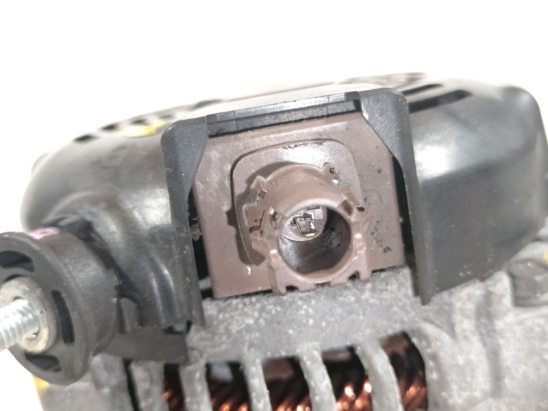 Recambio de alternador para toyota yaris (_p13_) 1.4 d (nlp130_) referencia OEM IAM 270600N090  1042113000