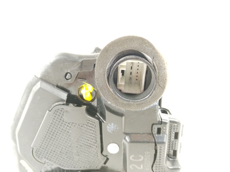 Recambio de cerradura puerta trasera izquierda para toyota rav 4 (a3) executive referencia OEM IAM 2C6120509  6906042021