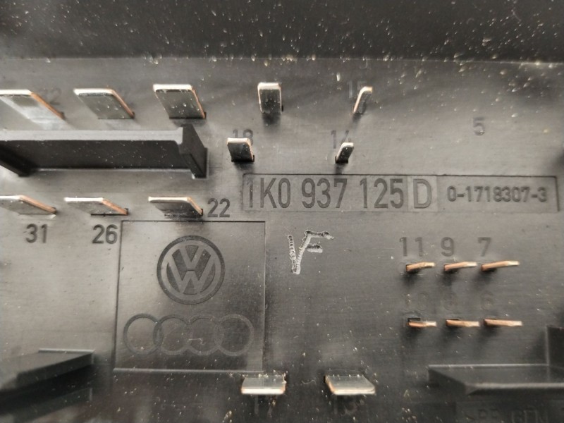 Recambio de caja reles / fusibles para seat altea xl (5p5) family referencia OEM IAM 1K0937125D  