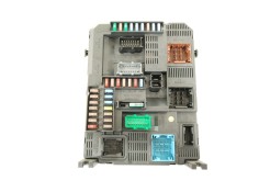 Recambio de caja reles / fusibles para peugeot 208 style referencia OEM IAM 9678355980  