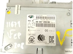 Recambio de sistema audio / radio cd para peugeot 208 style referencia OEM IAM 9806729580   2