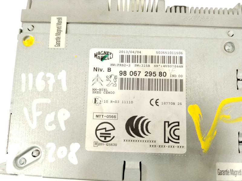 Recambio de sistema audio / radio cd para peugeot 208 style referencia OEM IAM 9806729580  
