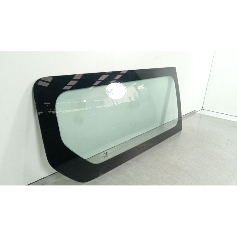 Recambio de luna trasera derecha para opel vivaro b kasten/combi combi l1 2.7t referencia OEM IAM 93867844  