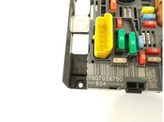 Recambio de caja reles / fusibles para peugeot partner tepee 1.6 bluehdi 100 referencia OEM IAM 9807028780  BSMR0401 2