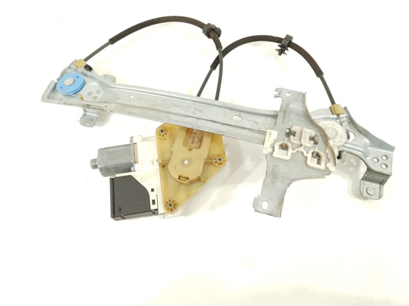 Recambio de elevalunas trasero izquierdo para renault megane iii berlina 5 p dynamique referencia OEM IAM 827210008R  827310002R