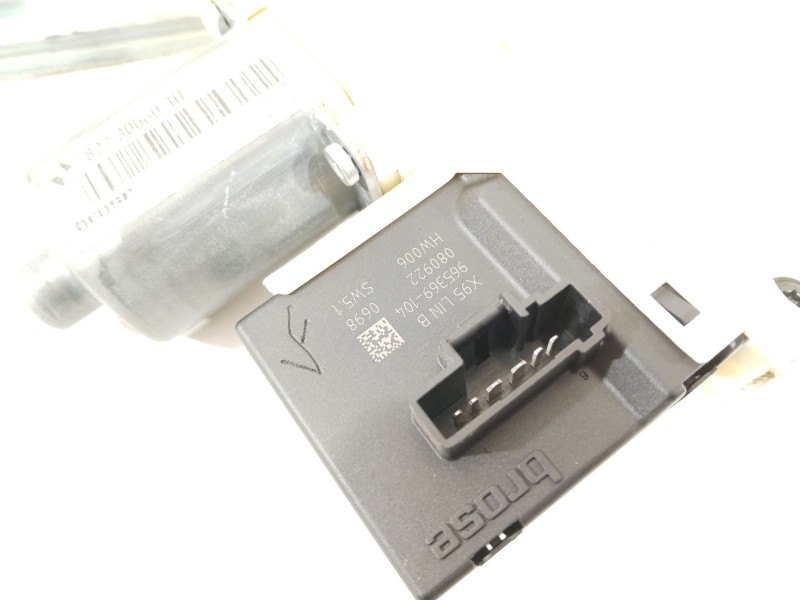 Recambio de elevalunas trasero derecho para renault megane iii berlina 5 p dynamique referencia OEM IAM 827200003R  827300003R