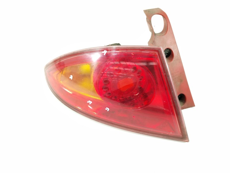 Recambio de piloto trasero izquierdo para seat leon (1p1) 2.0 tdi 16v referencia OEM IAM 1P0945111C  