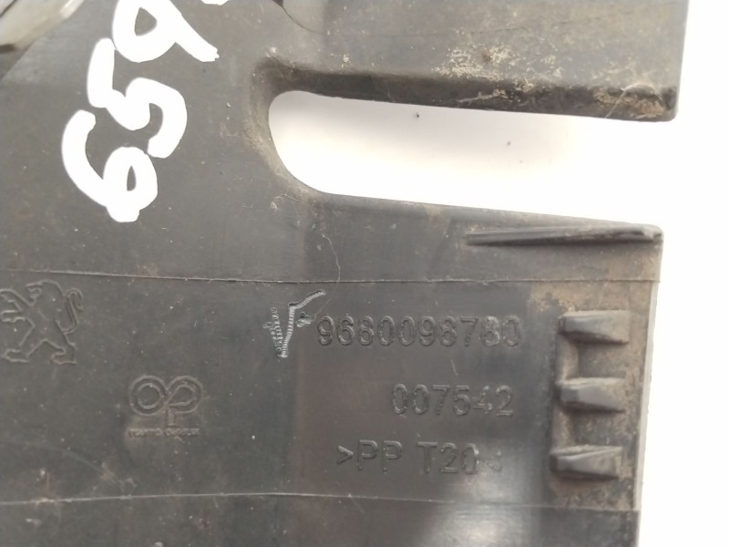 Recambio de molduras delanteras para peugeot 207/207+ (wa_, wc_) 1.6 hdi referencia OEM IAM 9680098780  