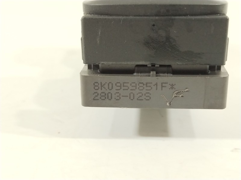 Recambio de mando elevalunas delantero izquierdo para audi a4 b8 avant (8k5) 2.0 tdi referencia OEM IAM 8K0959851F  