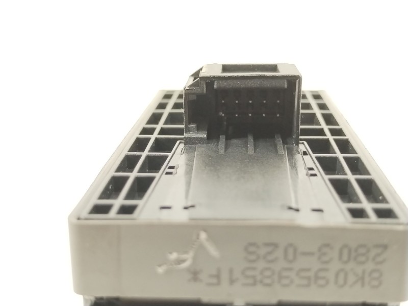 Recambio de mando elevalunas delantero izquierdo para audi a4 b8 avant (8k5) 2.0 tdi referencia OEM IAM 8K0959851F  