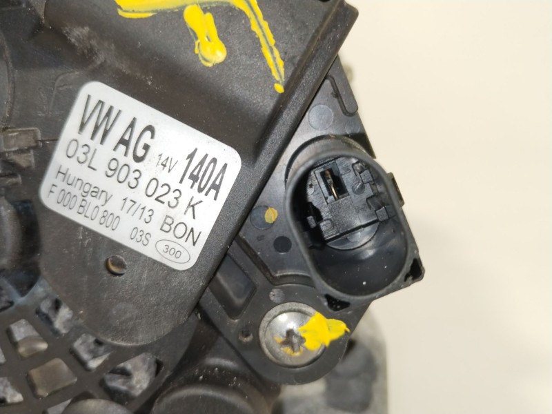 Recambio de alternador para seat leon (5f1) 2.0 tdi referencia OEM IAM 03L903023K  