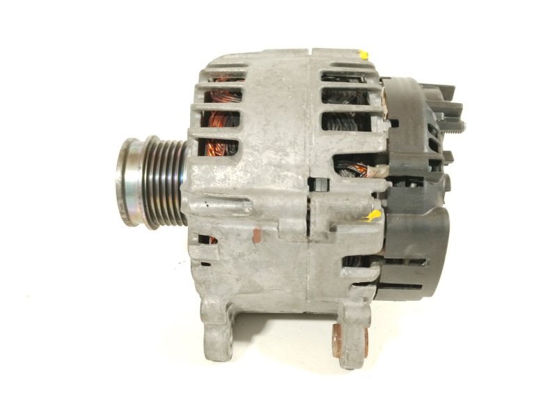 Recambio de alternador para skoda fabia combi active referencia OEM IAM 05E903026K  TG14LLD135