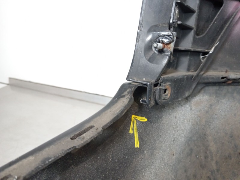 Recambio de paragolpes trasero para audi a4 b6 (8e2) 2.5 tdi referencia OEM IAM 8E5807511  