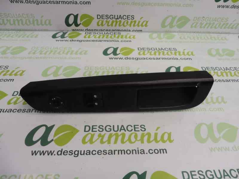 MANDO ELEVALUNAS DELANTERO IZQUIERDO 823511H110 