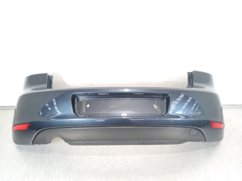 Recambio de paragolpes trasero para volkswagen golf vi (5k1) 1.6 tdi referencia OEM IAM 5K6807421  