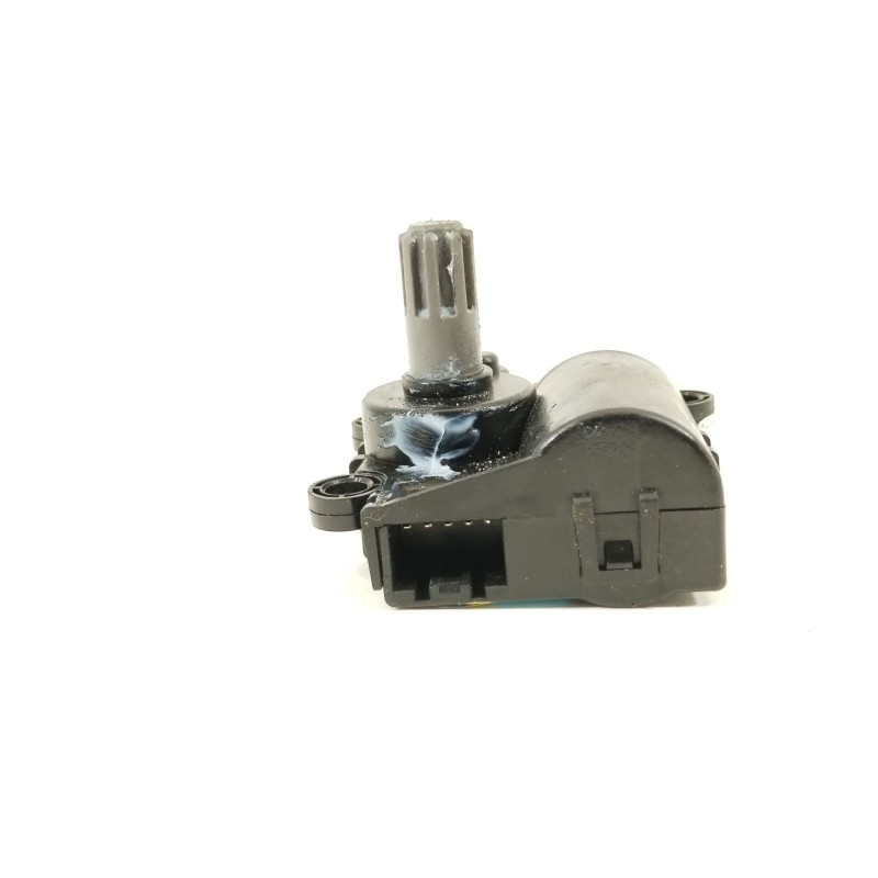 Recambio de motor apertura trampillas climatizador para hyundai i30 (gd) 1.4 cat referencia OEM IAM D332ATBAA  