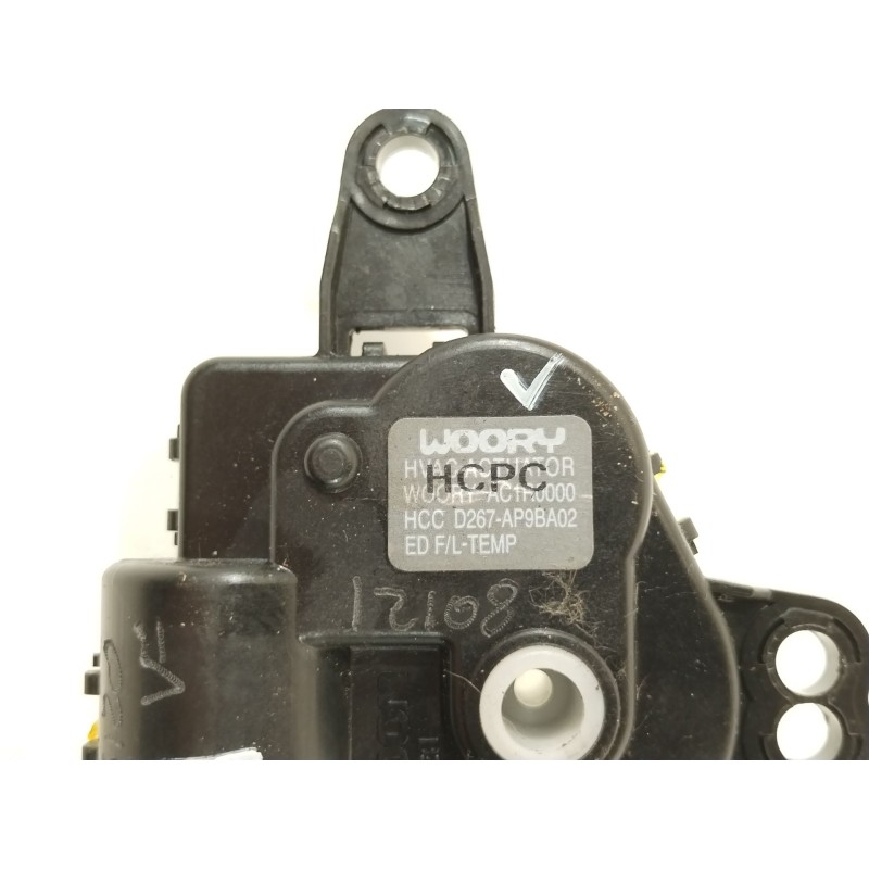 Recambio de motor apertura trampillas climatizador para hyundai i30 (gd) 1.4 cat referencia OEM IAM D267AP9BA02  