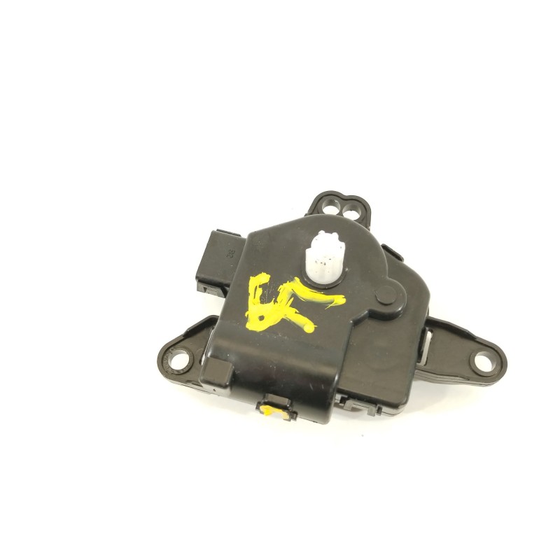 Recambio de motor apertura trampillas climatizador para hyundai i30 (gd) 1.4 cat referencia OEM IAM D267AP9BA02  