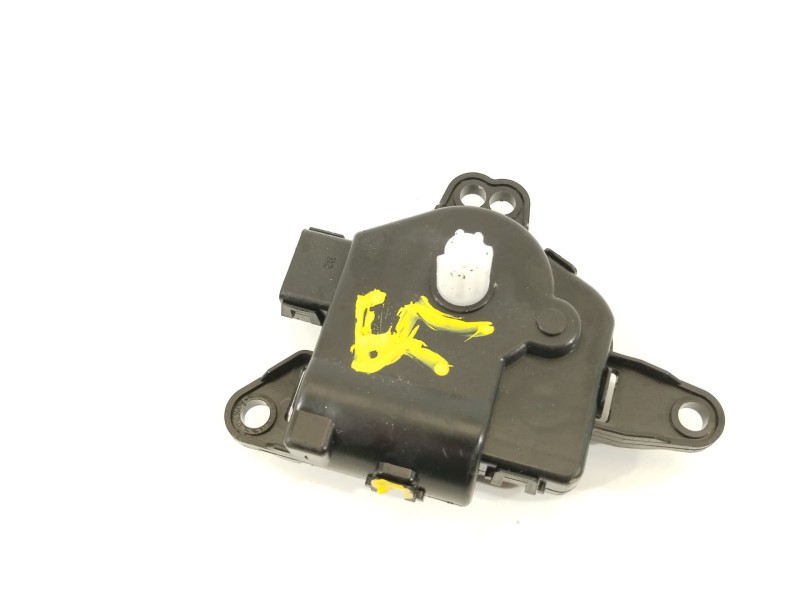 Recambio de motor apertura trampillas climatizador para hyundai i30 (gd) 1.4 cat referencia OEM IAM D267AP9BA02  