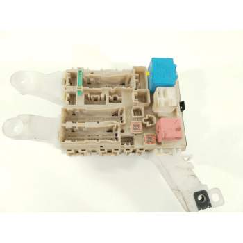 CAJA RELES / FUSIBLES 8273002J70A 279412A26 317291I17