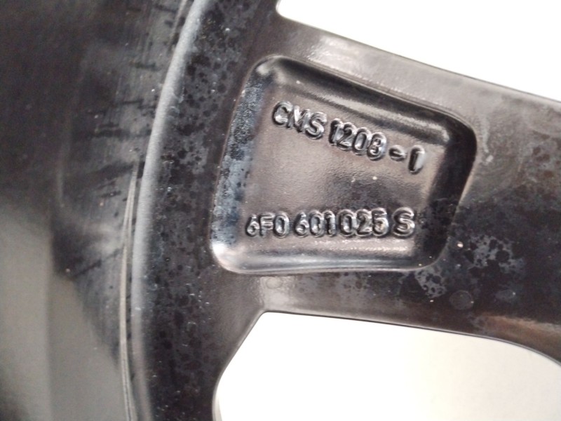 Recambio de llanta para seat arona (kj7, kjp) 1.6 mpi referencia OEM IAM 6F0601025S  