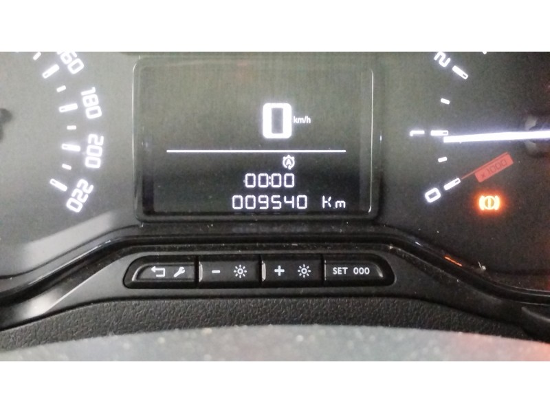 Recambio de cuadro instrumentos para toyota proace city referencia OEM IAM 9838081980  