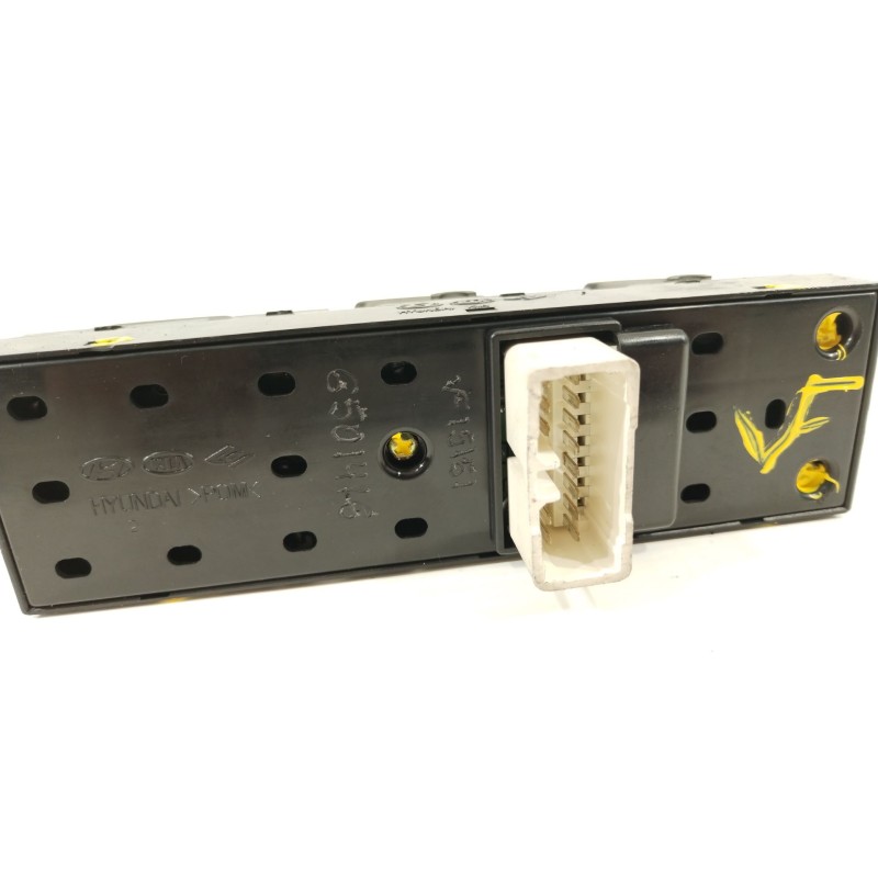 Recambio de mando elevalunas delantero izquierdo para hyundai tucson (jm) 2.0 crdi referencia OEM IAM 935702E200LM   Recambio de mando elevalunas delantero izquierdo para hyundai tucson (jm) 2.0 crdi referencia OEM IAM 935702E200LM