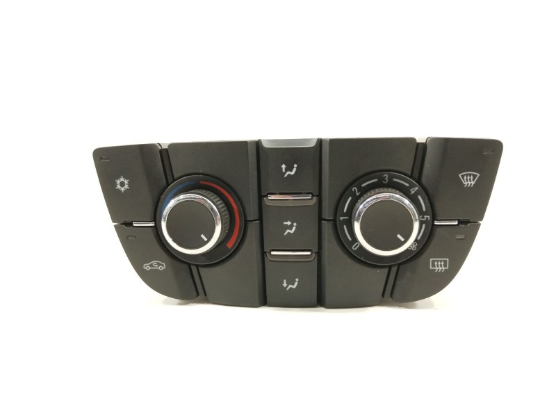 Recambio de mando climatizador para opel astra j sports tourer enjoy referencia OEM IAM 13360099  