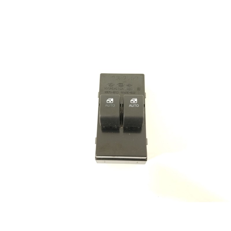 Recambio de mando elevalunas delantero izquierdo para kia cee´d hatchback (ed) 1.4 referencia OEM IAM 935701H021  36949K1000