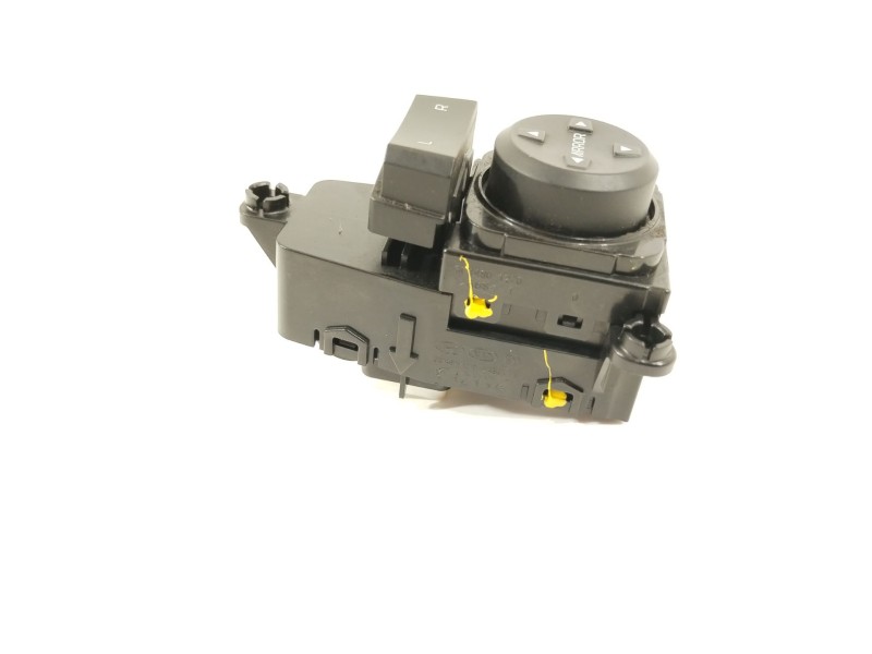 Recambio de mando retrovisor para hyundai tucson essence bluedrive 2wd referencia OEM IAM 93573D3020 3C14801270 3C14811210