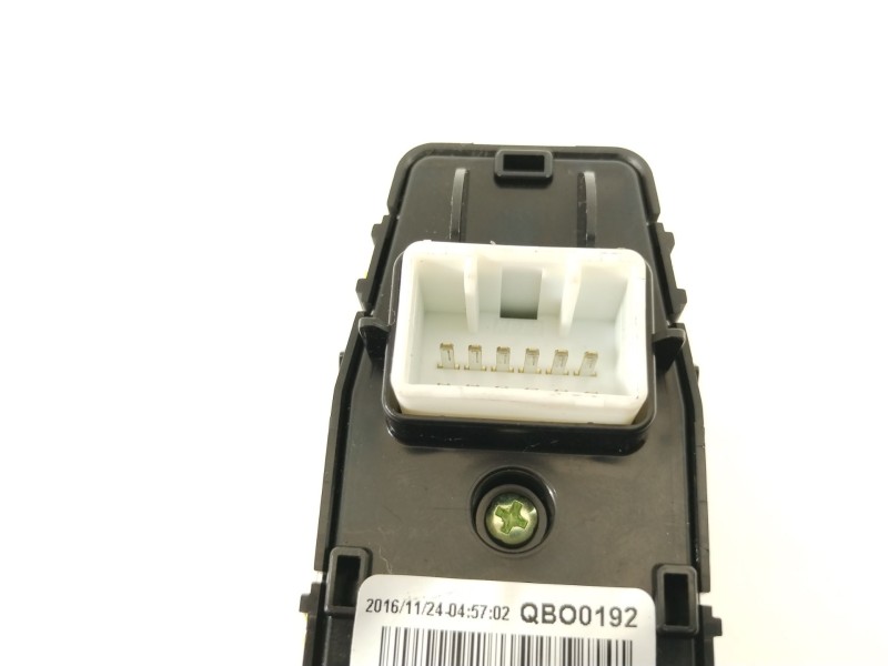 Recambio de mando retrovisor para hyundai tucson essence bluedrive 2wd referencia OEM IAM 93573D3020 3C14801270 3C14811210