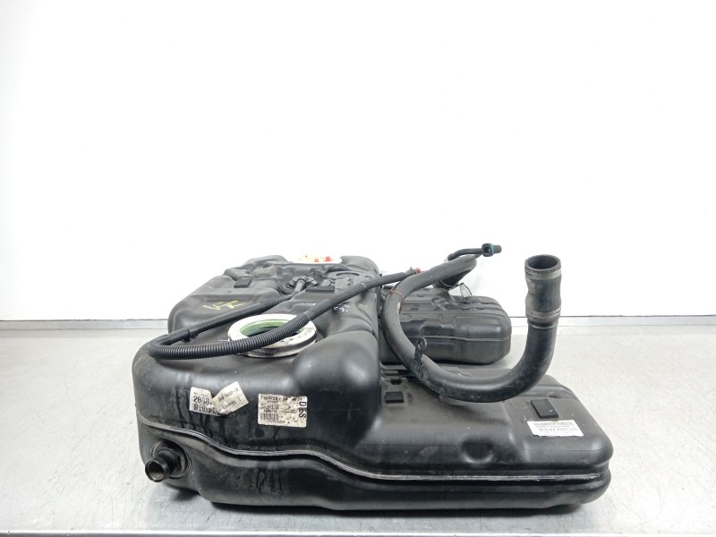 Recambio de deposito combustible para bmw x6 (e71) 3.5d referencia OEM IAM 16117164253 15924511 