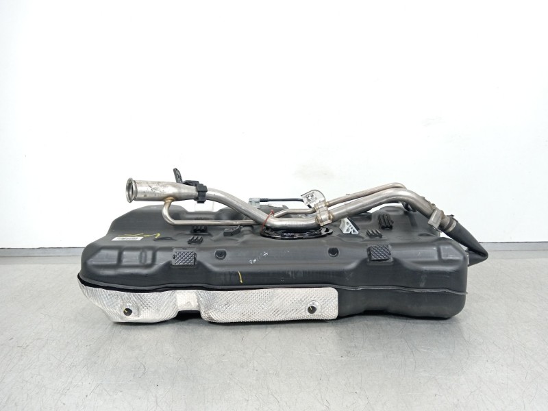 Recambio de deposito combustible para kia niro (de) 1.6 gdi hybrid referencia OEM IAM 31100BY000 31150AT000 