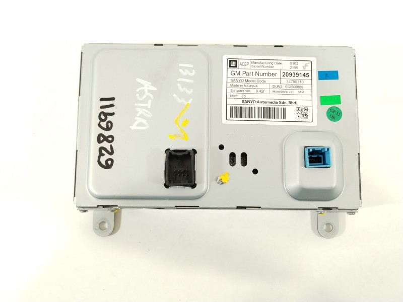 Recambio de pantalla multifuncion para opel astra j sports tourer enjoy referencia OEM IAM 20939145  14780310