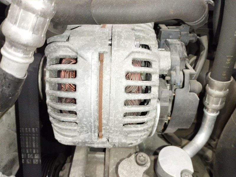 Recambio de alternador para volkswagen polo v (6r1, 6c1) 1.6 tdi referencia OEM IAM 06F903023F  0124525091