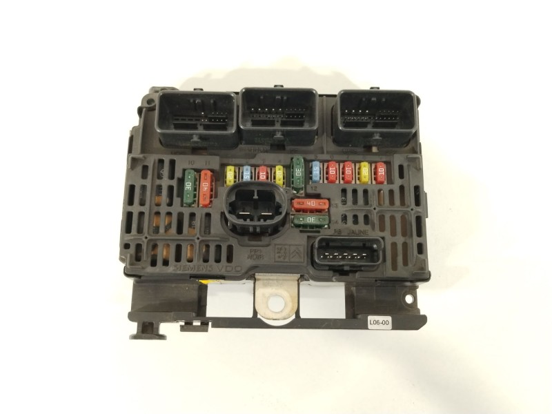 Recambio de caja reles / fusibles para citroën c4 i (lc_) 2.0 16v referencia OEM IAM 9658539680  