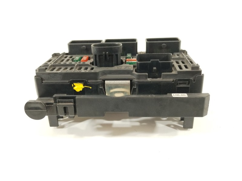 Recambio de caja reles / fusibles para citroën c4 i (lc_) 2.0 16v referencia OEM IAM 9658539680  