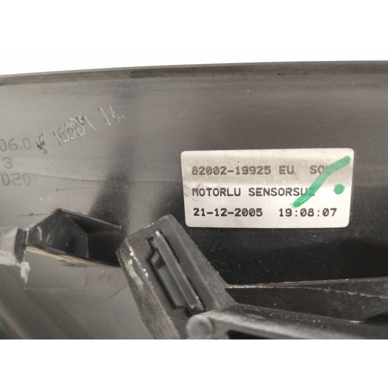 Recambio de retrovisor izquierdo para renault megane ii (bm0/1_, cm0/1_) 1.5 dci (bm1e, cm1e) referencia OEM IAM 7701068373 1235