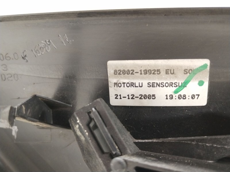 Recambio de retrovisor izquierdo para renault megane ii (bm0/1_, cm0/1_) 1.5 dci (bm1e, cm1e) referencia OEM IAM 7701068373 1235