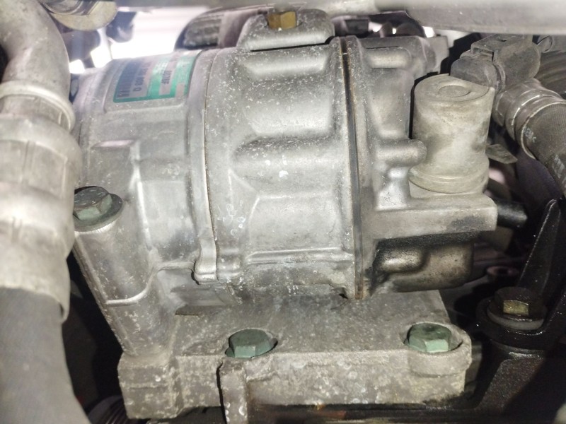 Recambio de compresor aire acondicionado para seat leon (1p1) 2.0 tdi 16v referencia OEM IAM 1K0820803Q  