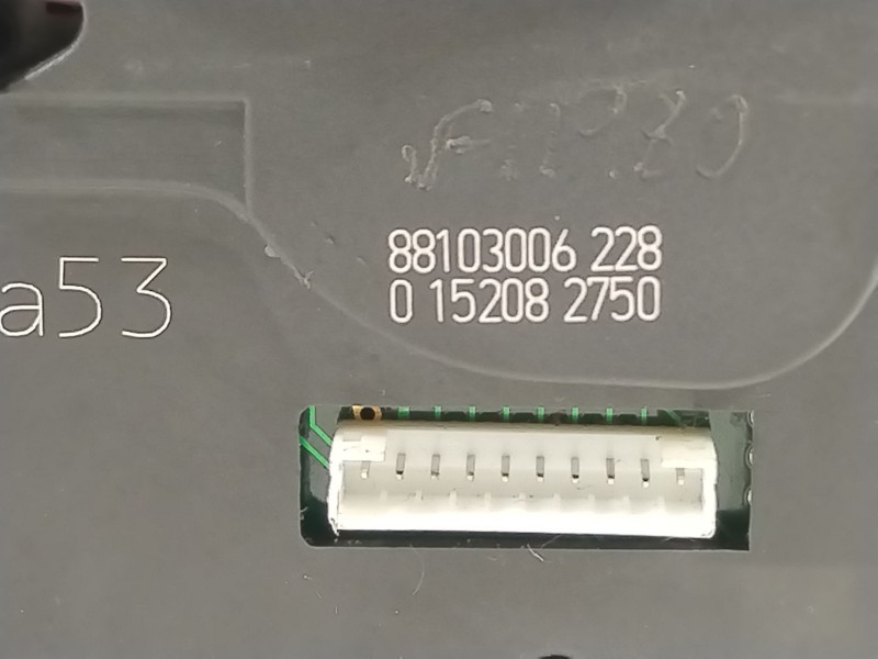 Recambio de mando limpia para renault clio iii 1.2 16v referencia OEM IAM 88103006  88103006228