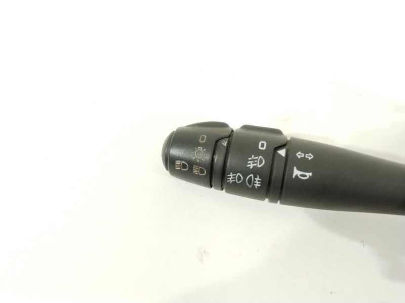 Recambio de mando luces para renault twingo ii (cn0_) 1.2 16v (cn0k, cn0v) referencia OEM IAM 7701063405  8200515827