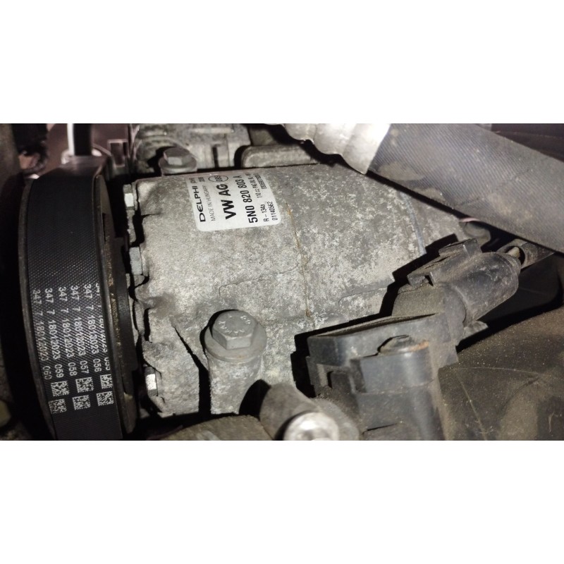 Recambio de compresor aire acondicionado para volkswagen polo v (6r1, 6c1) 1.6 tdi referencia OEM IAM 5N0820803A  
