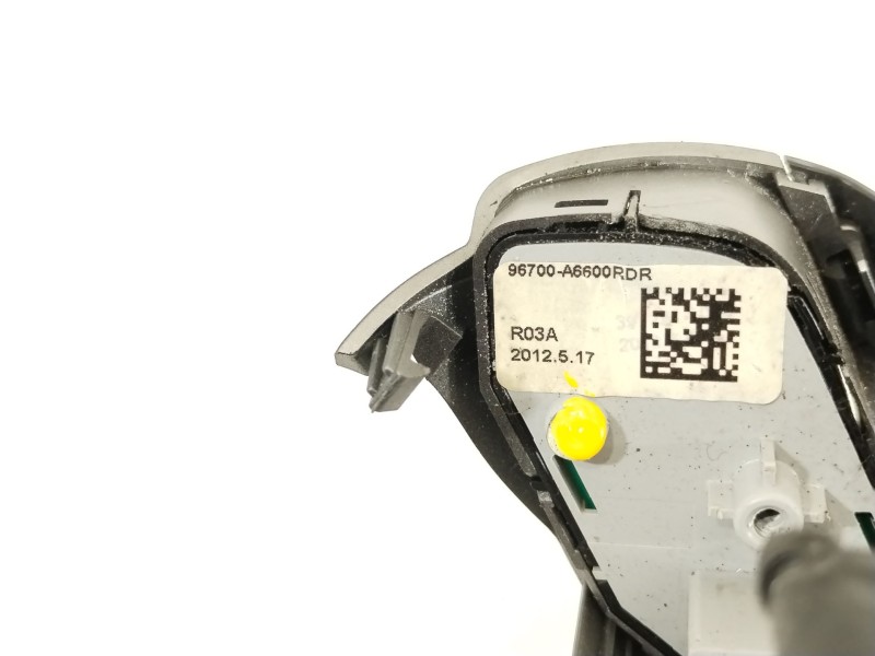 Recambio de mando volante para hyundai i30 (gd) 1.4 cat referencia OEM IAM 96700A6600 39Y2931000 39Y2901000