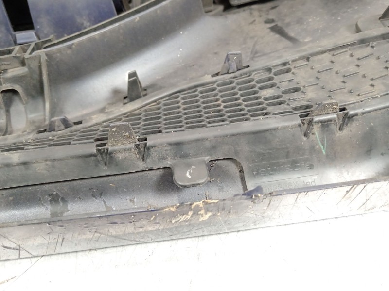 Recambio de paragolpes delantero para peugeot 208 i (ca_, cc_) 1.6 hdi referencia OEM IAM 9672794477  